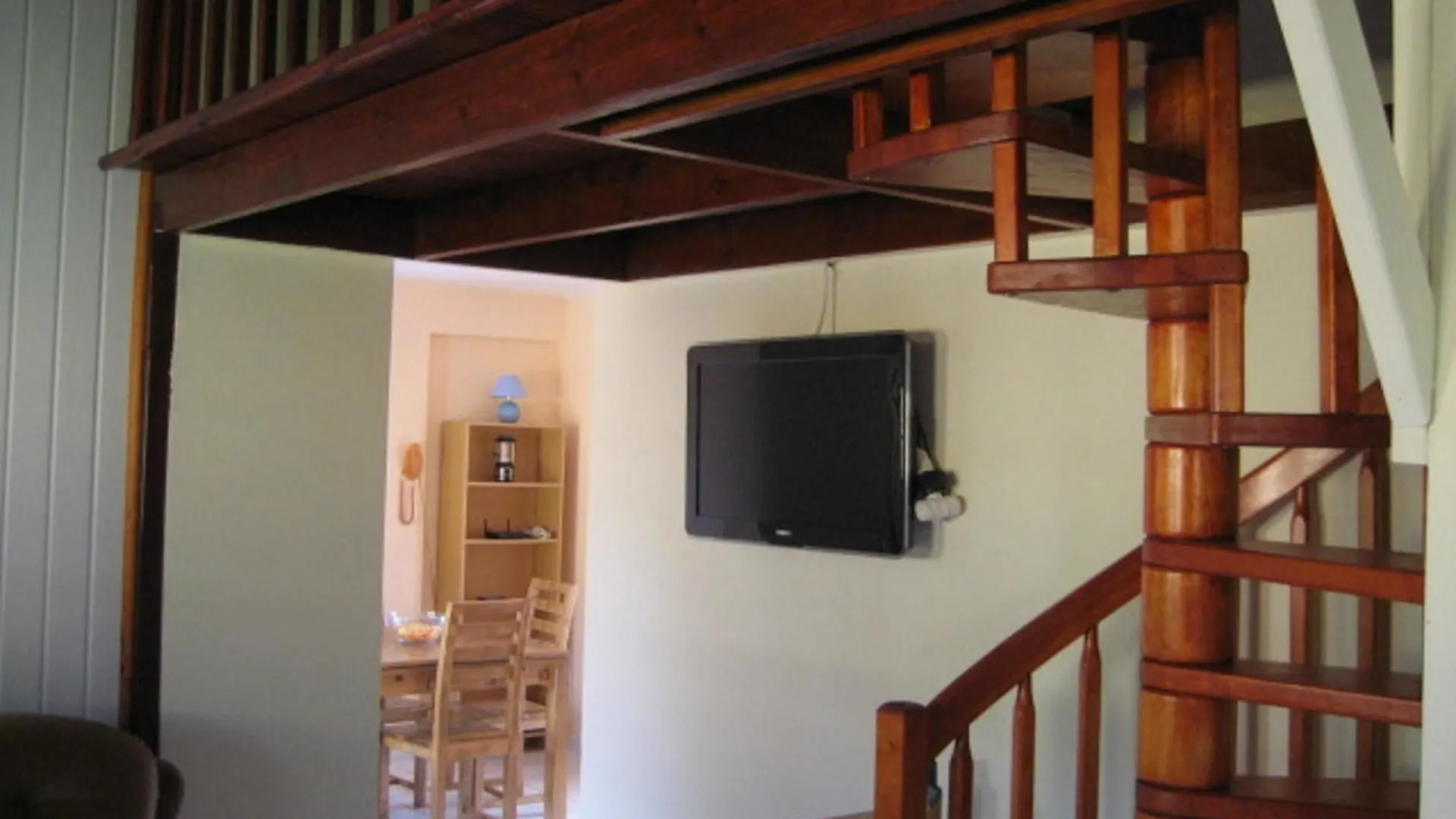 House With 2 Bedrooms In Saint-Francois, With Pool Access, Enclosed Ga