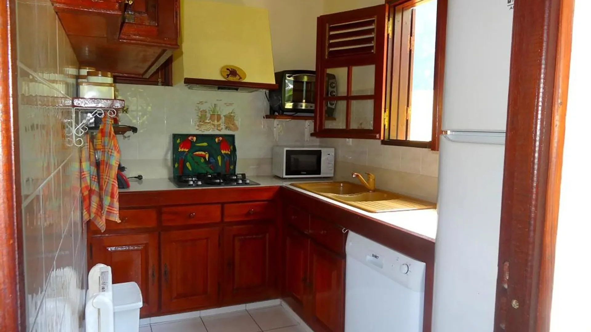 Apartment House With 2 Bedrooms In Saint-Francois, With Pool Access, Enclosed Ga